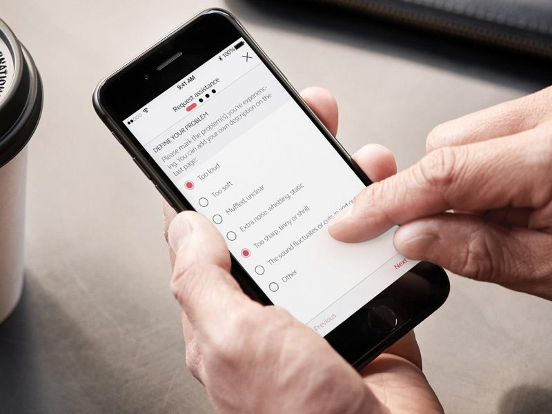 man-using_the_app_personalization man-using_the_app_personalization